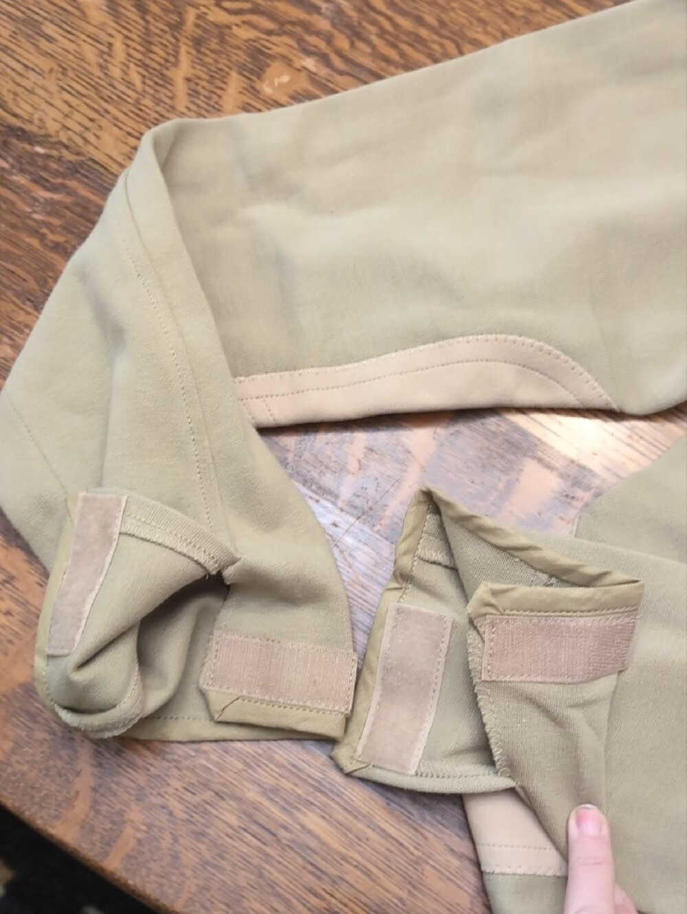 Women's Riding Breeches - Picture 3 of 10